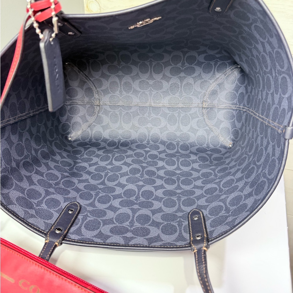 Coach blue and red coated canvas reversible Tote Bag - Picture 10 of 16